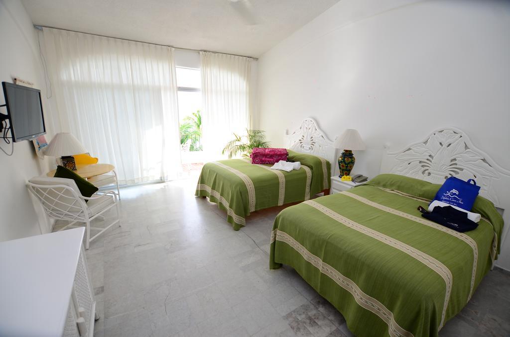 Dolphin Cove Inn Manzanillo Eksteriør billede